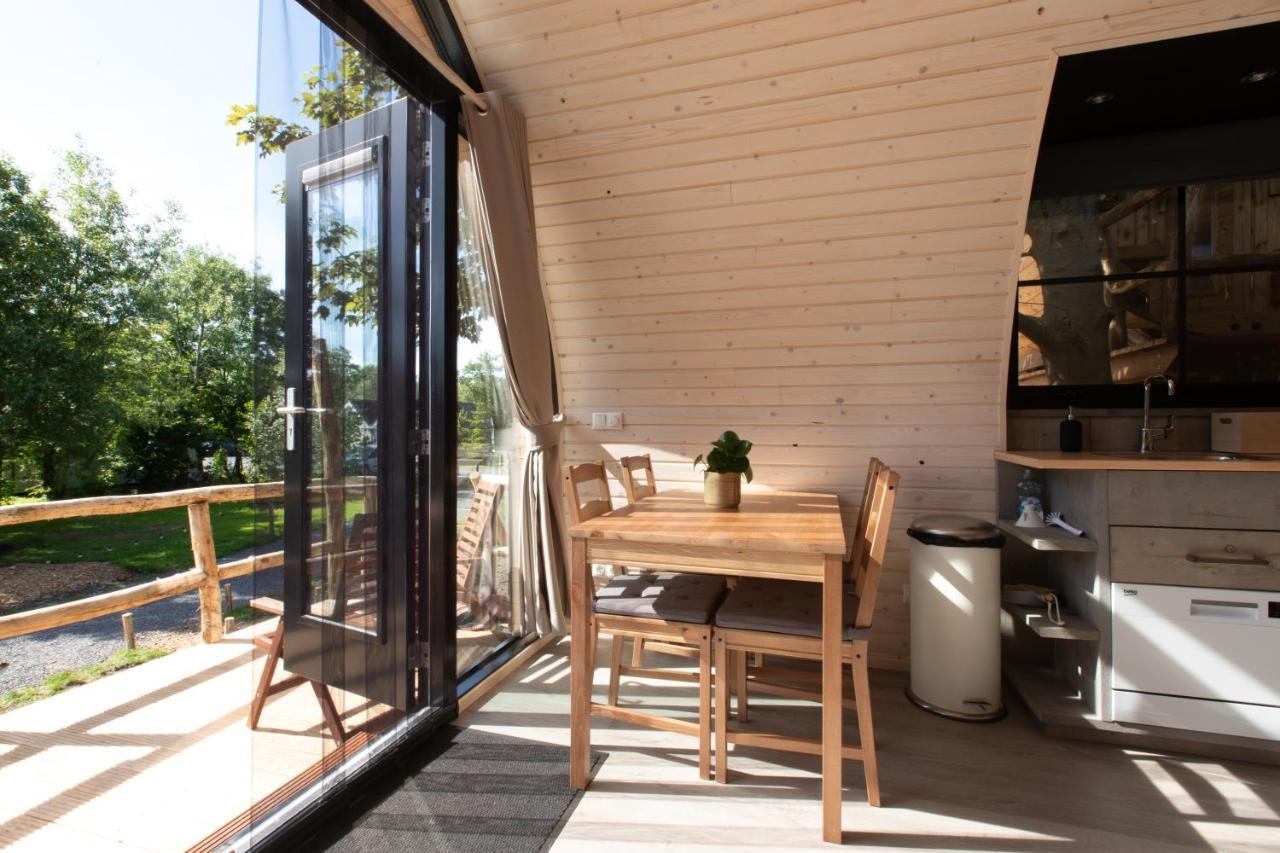 Pod Huisje Met Hottub Dokkum Exterior photo